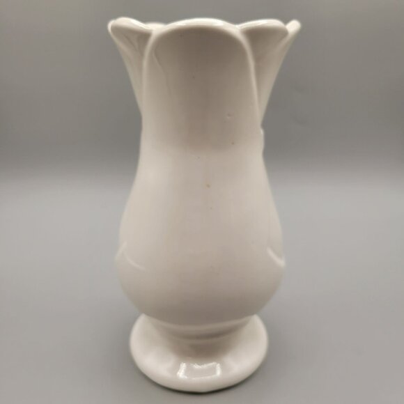Old Brush Vase USA Pottery White Ceramic Flower Vase Tulip Edge 1940's 8" Tall - Picture 2 of 10